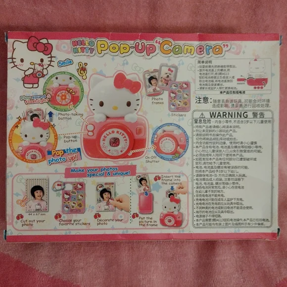 EXCLUSIVE - Hello Kitty Pop-Up Toy Camera - Picture 6 of 8